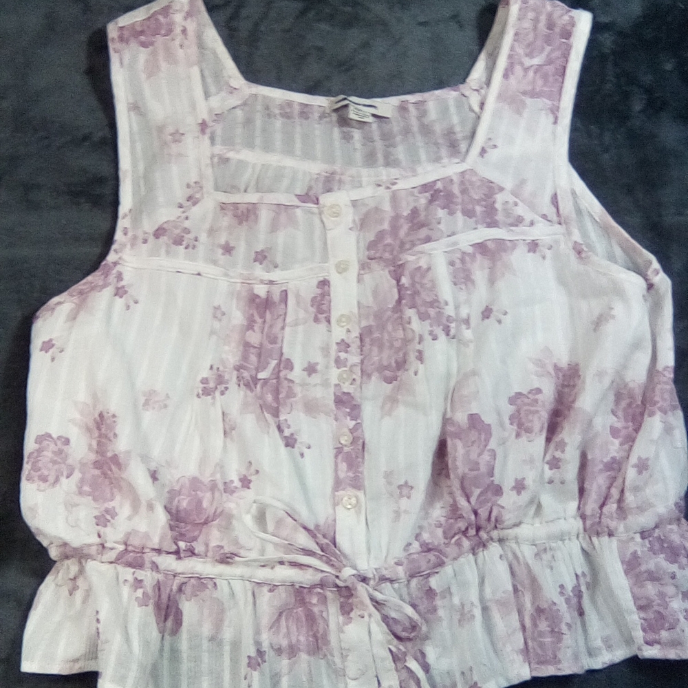 American Eagle Outfitters Floral Button-Down Blouse - Purple and White